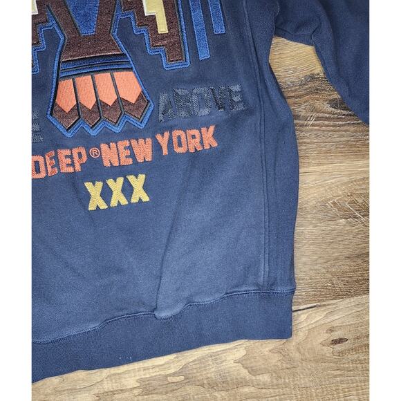 10.Deep New York Men’s Sweatshirt Size Large Navy Crewneck Rise Above Eagle Grap - Picture 10 of 12